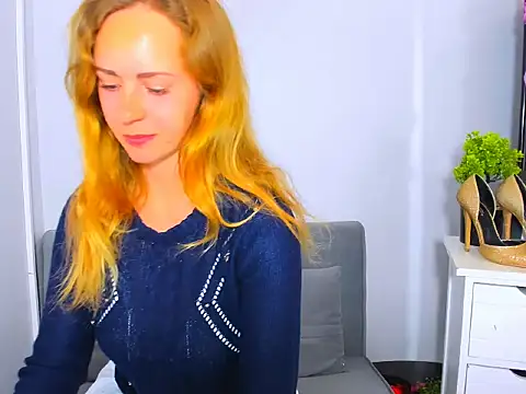 LyraHotty online show from 24, 10, 2025