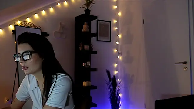 SophieFleur online show from 25, 10, 2025