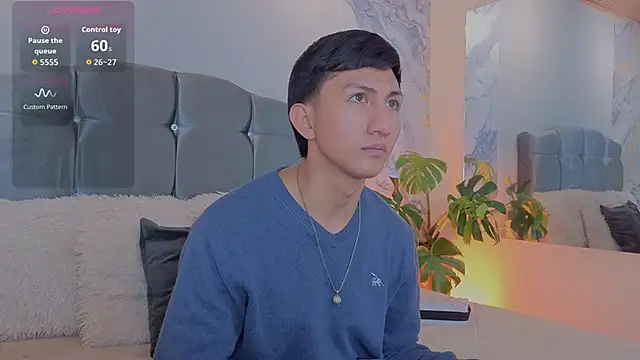 oliver mr  online show from 1, 4, 2026