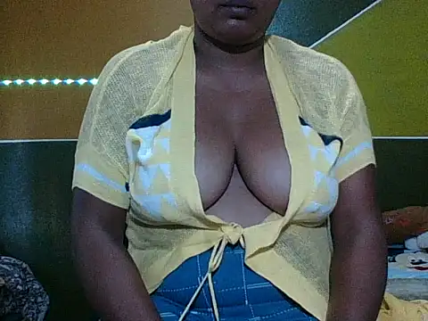 Snapshot of SEXY_METISE chatting on 25, 11, 2025 SEXY METISE online show from 25, 11, 2025