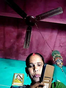 Pooja750 online show from 5, 11, 2025