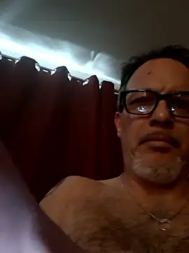 Snapshot of Slinkypoppet chatting on 13, 11, 2025 Slinkypoppet online show from 13, 11, 2025