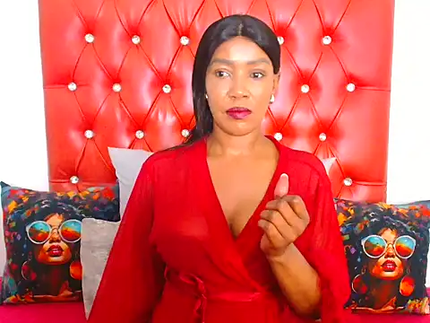 Snapshot of GaggingQueen32 chatting on 9, 9, 2025 GaggingQueen32 online show from 9, 9, 2025
