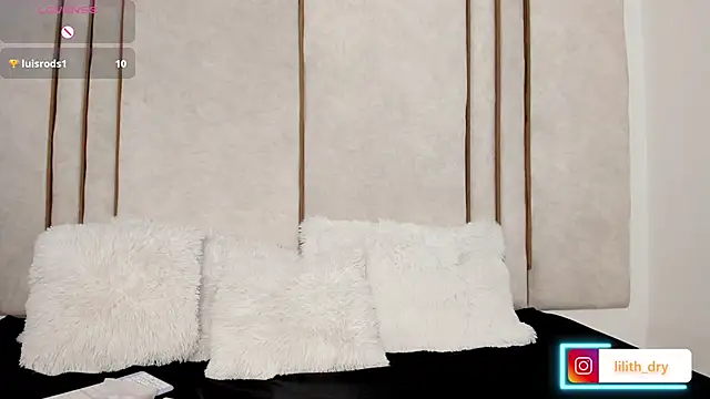 Lilith dry online show from 15, 9, 2025