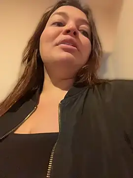sarahreyess 11 online show from 19, 5, 2026