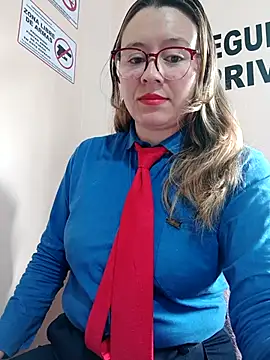 Snapshot of Hannah-colx chatting on 1, 2, 2026 Hannah-colx online show from 1, 2, 2026