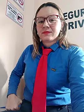 Snapshot of Hannah-colx chatting on 4, 2, 2026 Hannah-colx online show from 4, 2, 2026