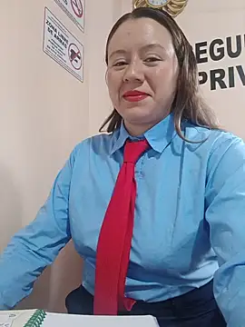 Snapshot of Hannah-colx chatting on 4, 6, 2026 Hannah-colx online show from 4, 6, 2026