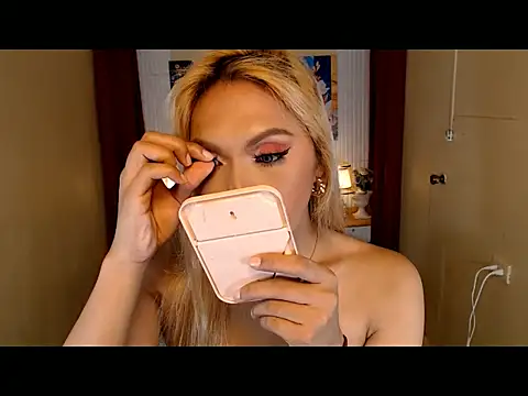 AthenaFLamia online show from 2, 10, 2025