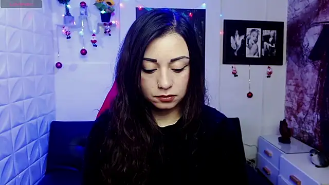 Eva Roussell online show from 5, 12, 2025