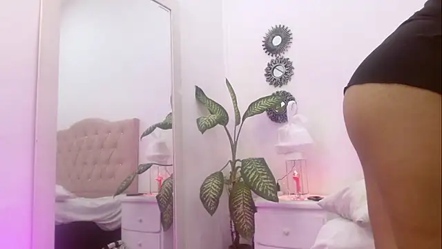 Snapshot of ivy_scorpio chatting on 14, 9, 2025 ivy scorpio online show from 14, 9, 2025