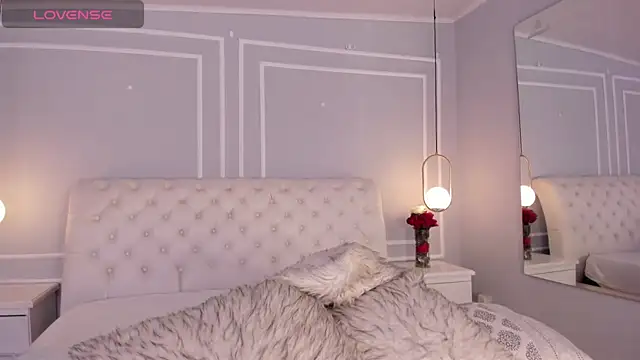 sakura Gomez online show from 12, 4, 2026