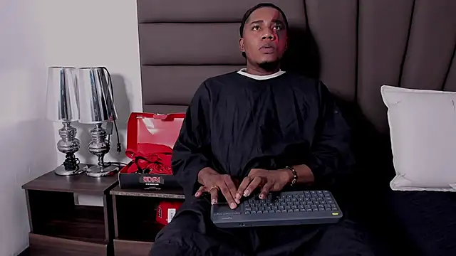 Duo69Sexual online show from 10, 10, 2025