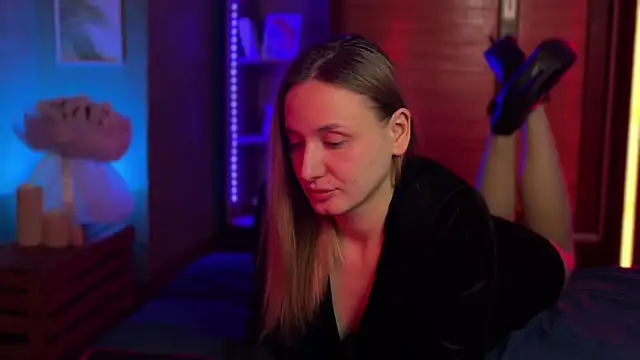 LovaMay online show from 15, 3, 2026