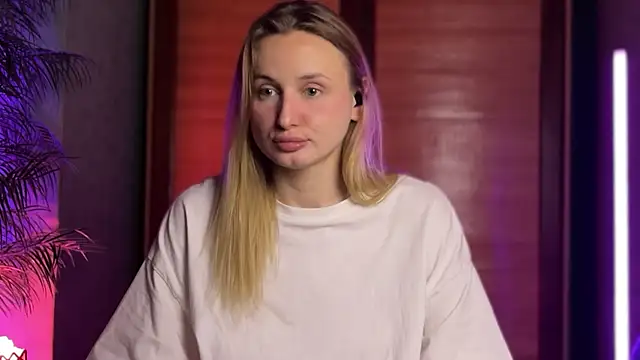 LovaMay online show from 24, 4, 2026