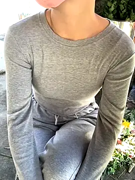 Tieuvi 18 online show from 14, 11, 2025