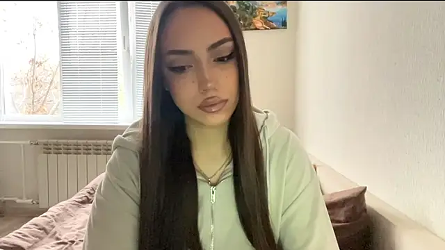 Leaf Unto online show from 3, 11, 2025