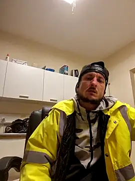 MODEST11 MMiILOO AMARO online show from 16, 10, 2025