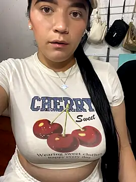 Xiomi sexx online show from 4, 11, 2025