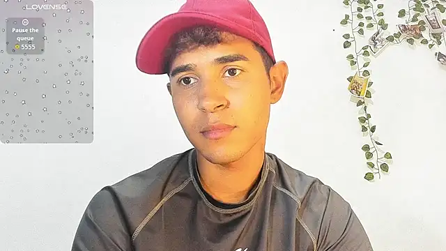 Snapshot of cute_sammy_1 chatting on 26, 10, 2025 cute sammy 1 online show from 26, 10, 2025