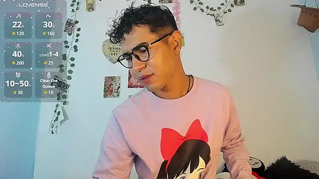 Snapshot of cute_sammy_1 chatting on 19, 11, 2025 cute sammy 1 online show from 19, 11, 2025