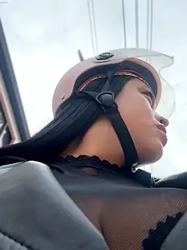 -Mia1 online show from 19, 11, 2025