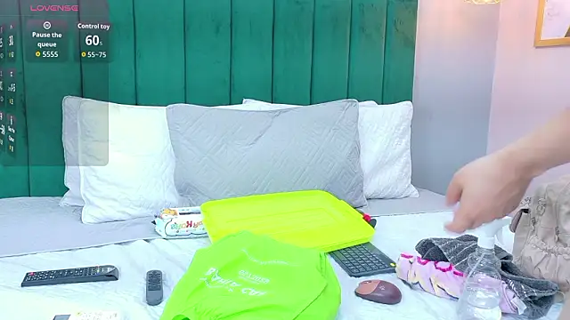 Ashley Evans22 online show from 19, 3, 2026