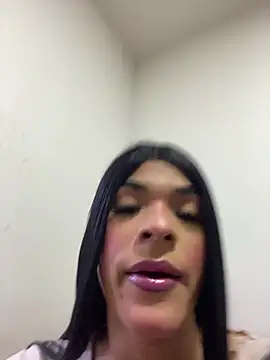 Amira Ember online show from 14, 7, 2026