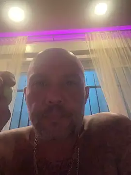 Snapshot of gitanomadrid chatting on 14, 5, 2026 gitanomadrid online show from 14, 5, 2026