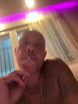 Snapshot of gitanomadrid chatting on 6, 7, 2026 gitanomadrid online show from 6, 7, 2026