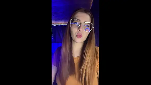 CoraVibes online show from 23, 10, 2025