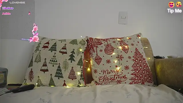 Roxybeautyy online show from 1, 2, 2026