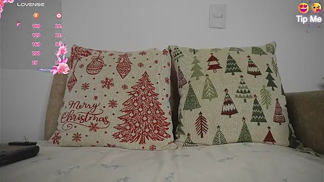 Roxybeautyy online show from 9, 2, 2026