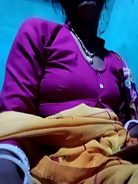 Radha8080 online show from 7, 11, 2025