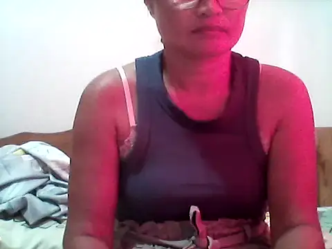 nathalie0045 online show from 20, 12, 2025