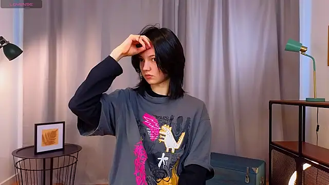 Snapshot of PamilaGrassle chatting on 10, 9, 2025 PamilaGrassle online show from 10, 9, 2025