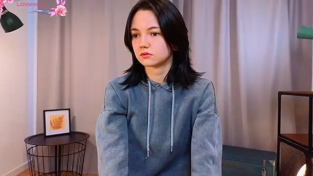 Snapshot of PamilaGrassle chatting on 19, 9, 2025 PamilaGrassle online show from 19, 9, 2025