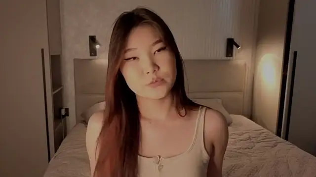 iamyuki online show from 2, 12, 2025