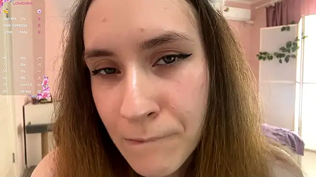 KittyHottieLol online show from 15, 9, 2025