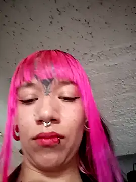 Snapshot of Meganhynde chatting on 11, 9, 2025 Meganhynde online show from 11, 9, 2025