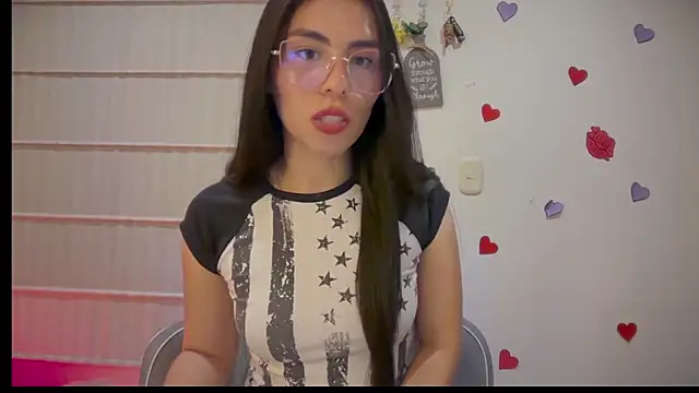 Snapshot of sasha_jonne chatting on 5, 7, 2026 sasha jonne online show from 5, 7, 2026