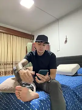 Snapshot of Jaguer2213 chatting on 20, 9, 2025 Jaguer2213 online show from 20, 9, 2025