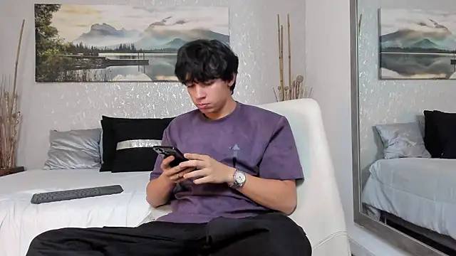 Snapshot of Tyler_durten chatting on 17, 9, 2025 Tyler durten online show from 17, 9, 2025