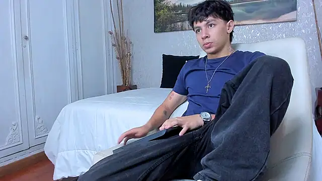 Snapshot of Tyler_durten chatting on 29, 9, 2025 Tyler durten online show from 29, 9, 2025