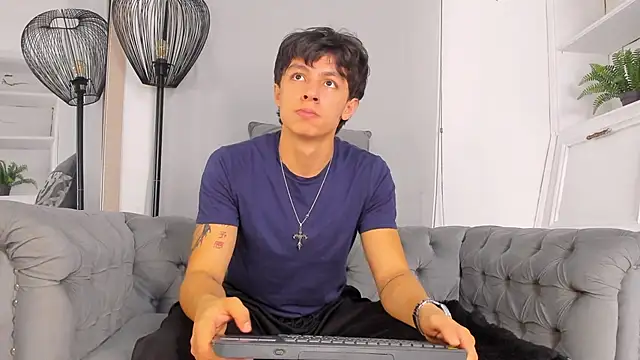 Snapshot of Tyler_durten chatting on 18, 10, 2025 Tyler durten online show from 18, 10, 2025