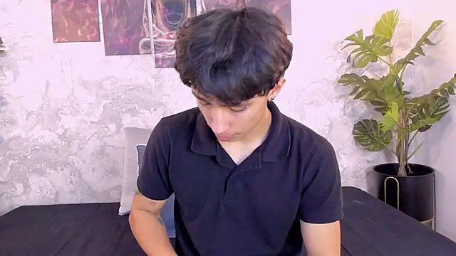 Snapshot of Tyler_durten chatting on 26, 10, 2025 Tyler durten online show from 26, 10, 2025