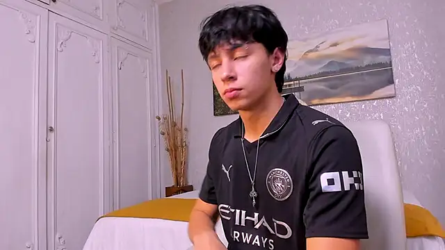 Snapshot of Tyler_durten chatting on 29, 10, 2025 Tyler durten online show from 29, 10, 2025