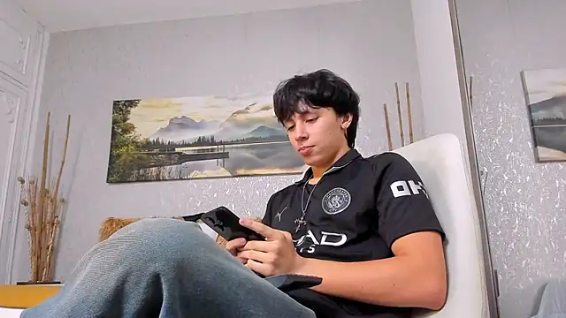 Snapshot of Tyler_durten chatting on 21, 11, 2025 Tyler durten online show from 21, 11, 2025