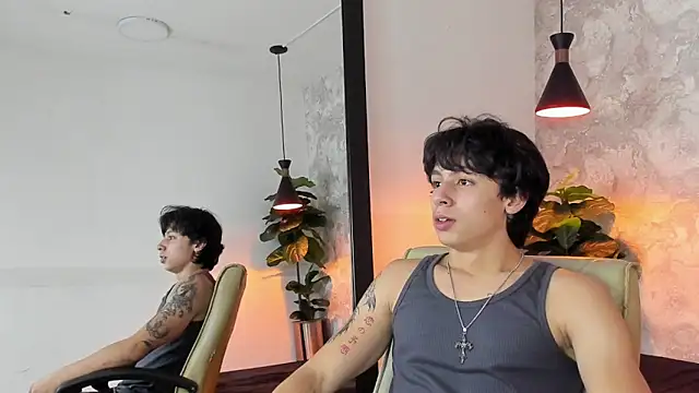 Snapshot of Tyler_durten chatting on 17, 12, 2025 Tyler durten online show from 17, 12, 2025