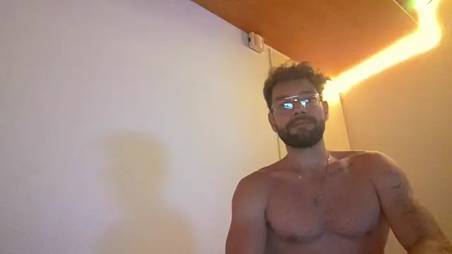 SweetBoyToy online show from 24, 9, 2025